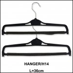 PLASTIC HANGER CLOTHES / PENYANGKUT BAJU HANGER PLASTIK (GROUP B) 10 PCS